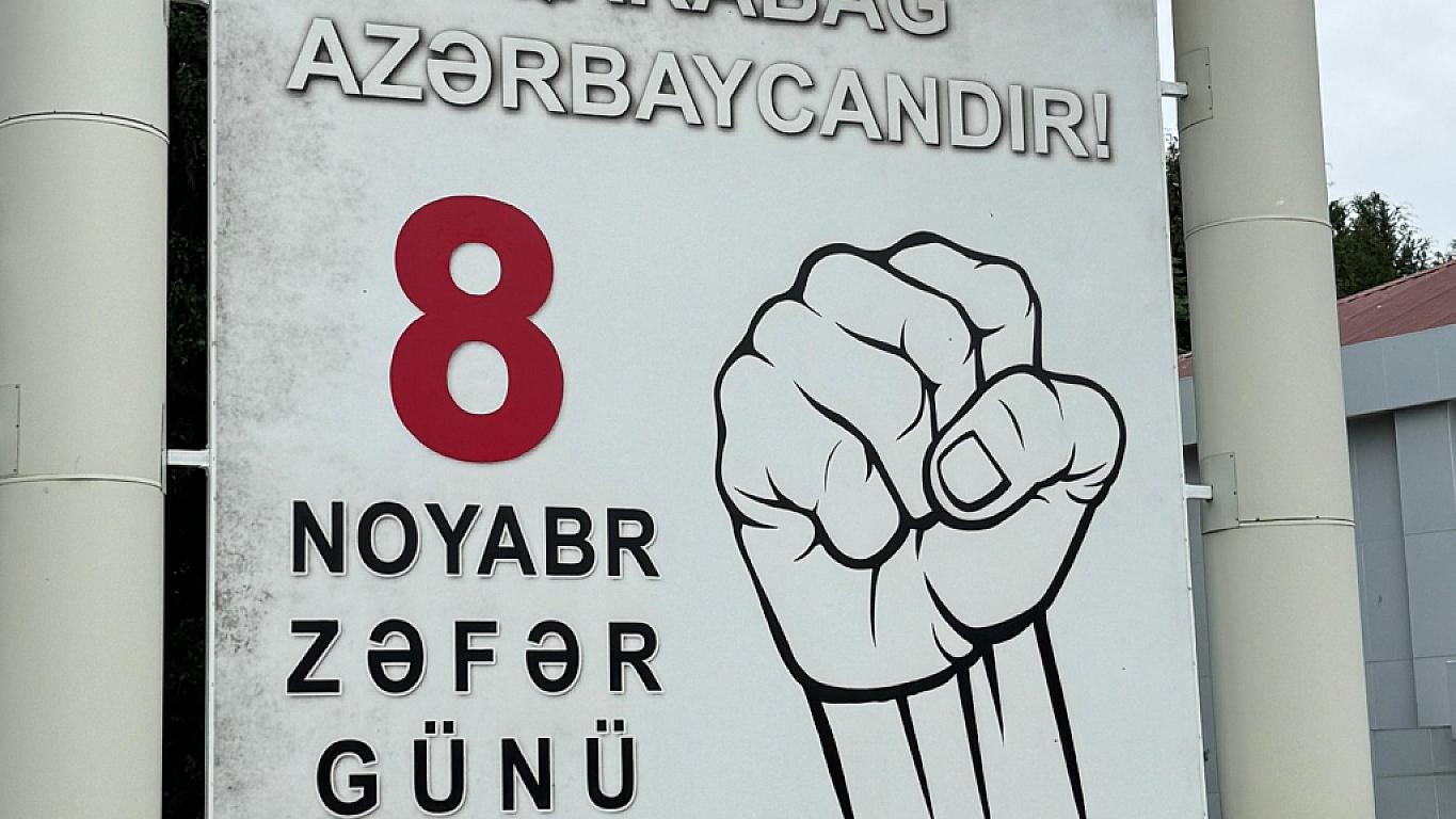 Şəhidlər Memorial Kompleksində yenilənmə işləri aparılıb.